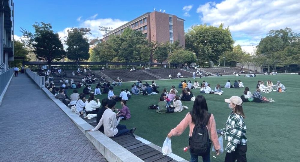 悠久の庭 関西大学